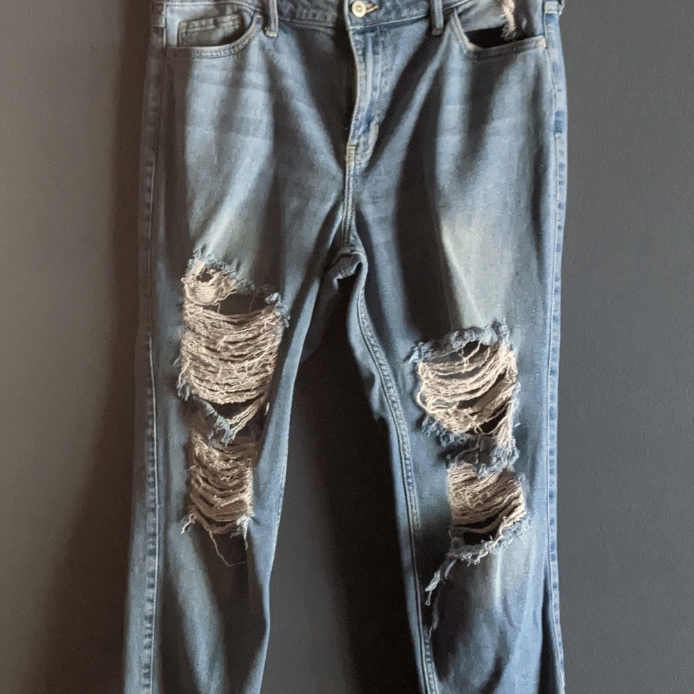 Women's Ripped Jeans